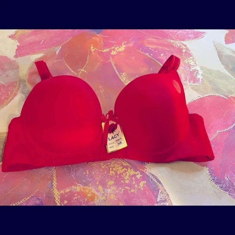 🛍Lacy sexy Fashion Push Up Bra Size: 36B
